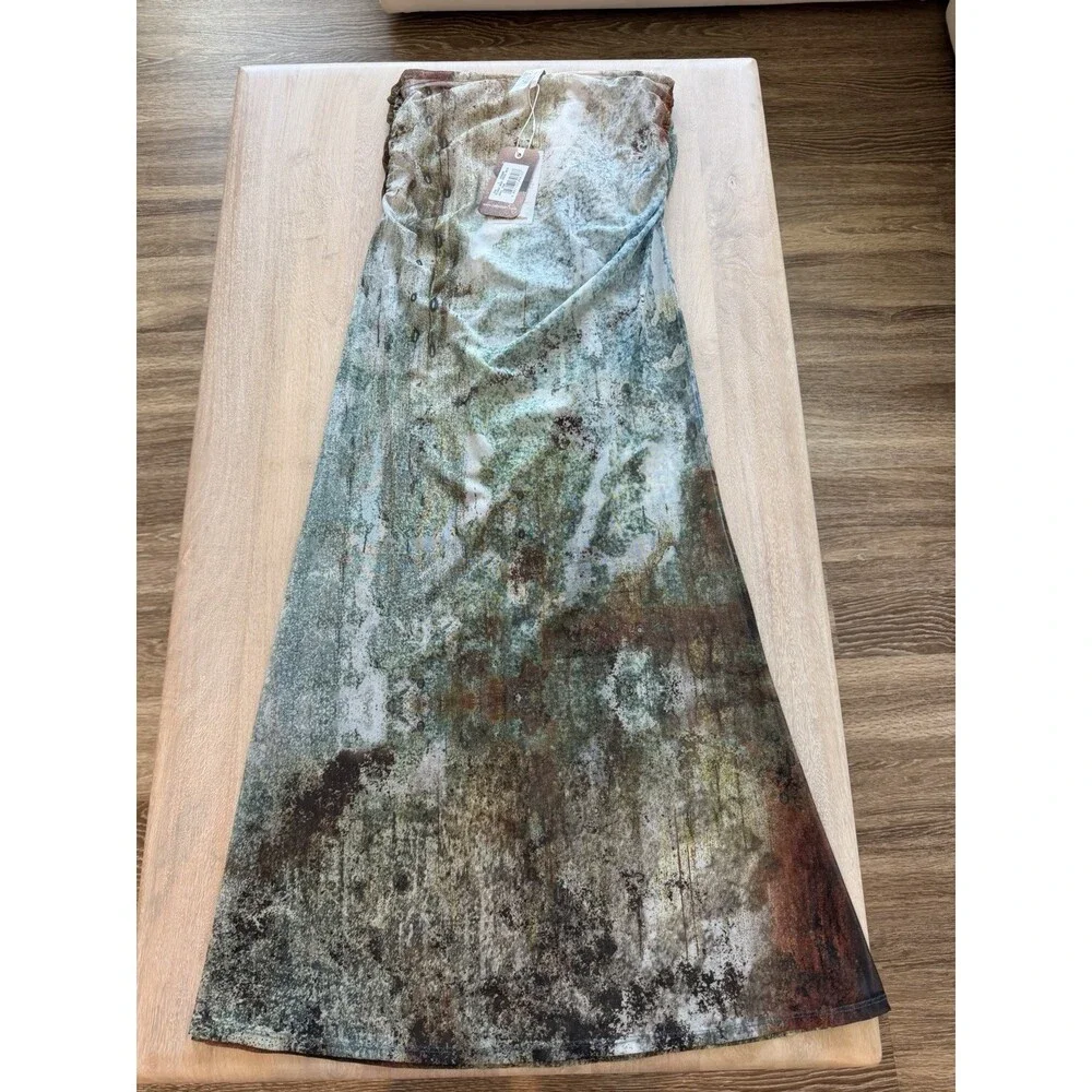 Jaded London NWT Vida Backless Maxi Dress With Shell Trim Size Small - Picture 9 of 10